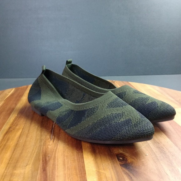 Free Reign Women's Slip On Camo Camouflage Point Toe‎ Ballet Flats Size 10 Knit - Picture 6 of 10
